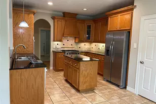 15480 Constellation Cir W, Willis, TX 77318 - Photo 11