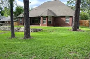 15480 Constellation Cir W, Willis, TX 77318 - Photo 23