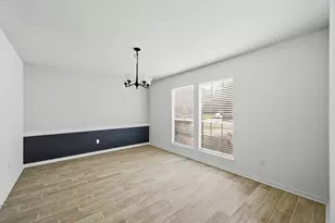 12447 Oak Park Dr, Houston, TX 77070 - Photo 3