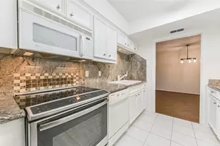 14341 Misty Meadow Ln, Houston, TX 77079 - Photo 13