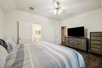 13107 Eldridge Meadow Drive, Houston, TX 77041 - Photo 15