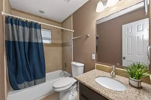 13703 Templar Ln, Sugar Land, TX 77498 - Photo 31