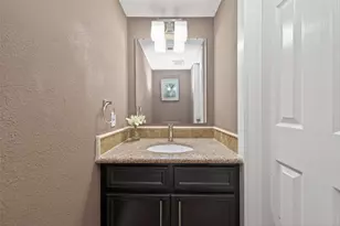 13703 Templar Ln, Sugar Land, TX 77498 - Photo 19