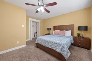 13703 Templar Ln, Sugar Land, TX 77498 - Photo 35