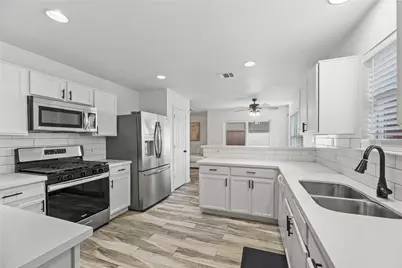 11946 Solon Springs Drive, Tomball, TX 77375 - Photo 7