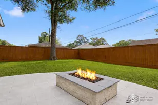 5951 Valkeith Dr, Houston, TX 77096 - Photo 31