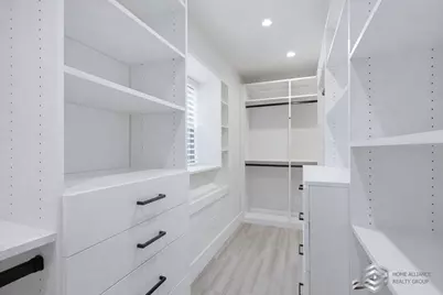 5951 Valkeith Drive, Houston, TX 77096 - Photo 19