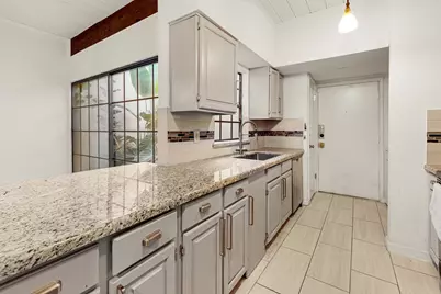 5304 Brownway Street #A3, Houston, TX 77056 - Photo 13