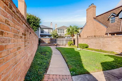 5304 Brownway Street #A3, Houston, TX 77056 - Photo 31