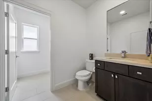 1317 W Clay St, Houston, TX 77019 - Photo 25