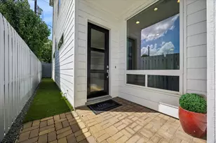 1317 W Clay St, Houston, TX 77019 - Photo 27