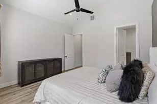 5361 Creekmont Oaks Ln, Houston, TX 77091 - Photo 21
