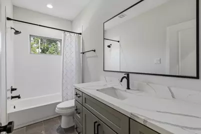 5361 Creekmont Oaks Lane, Houston, TX 77091 - Photo 27