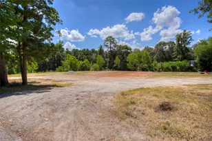 110 Allen Rd, Huntsville, TX 77320 - Photo 1