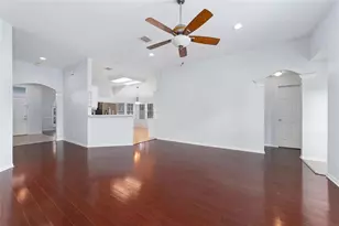 15010 Leila Oaks Ln, Houston, TX 77082 - Photo 11