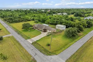 261 26th St, San Leon, TX 77539 - Photo 41
