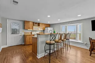 1048 16th St, Dickinson, TX 77539 - Photo 11