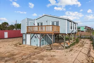 1048 16th St, Dickinson, TX 77539 - Photo 7