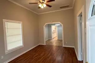 4622 Falls St, Houston, TX 77026 - Photo 9