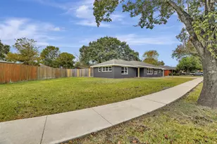 1914 Monroe Dr, Pasadena, TX 77502 - Photo 5