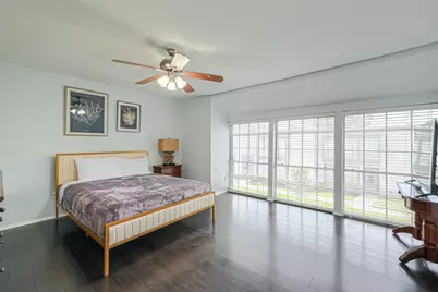 10188 Beekman Place Drive, Houston, TX 77043 - Photo 19