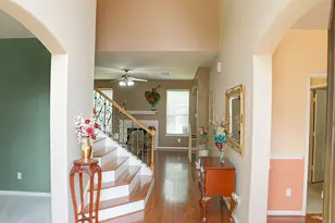 3306 Elmcrest Dr, Houston, TX 77088 - Photo 3