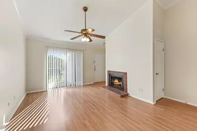 7144 N Holiday Drive, Galveston, TX 77550 - Photo 3