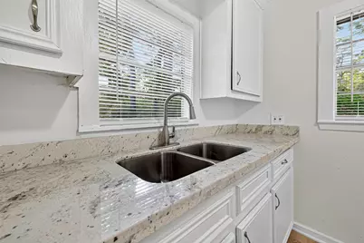 16643 Lake Circle, Conroe, TX 77302 - Photo 23