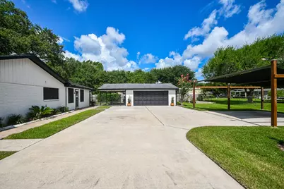 16902 Berry Road, Pearland, TX 77584 - Photo 31