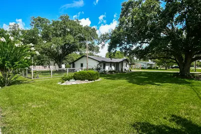 16902 Berry Road, Pearland, TX 77584 - Photo 23