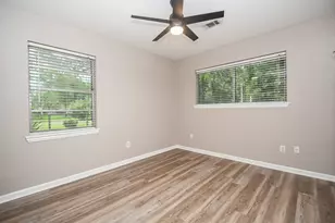 16902 Berry Rd, Pearland, TX 77584 - Photo 13