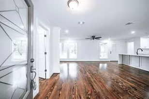 10038 Westview Dr, Houston, TX 77055 - Photo 5