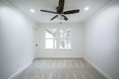 10038 Westview Drive, Houston, TX 77055 - Photo 27