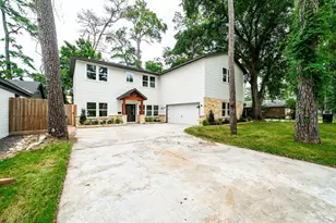 10038 Westview Dr, Houston, TX 77055 - Photo 1