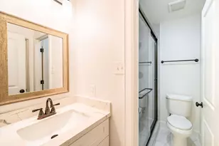 10038 Westview Dr, Houston, TX 77055 - Photo 29