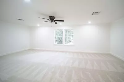 10038 Westview Drive, Houston, TX 77055 - Photo 33