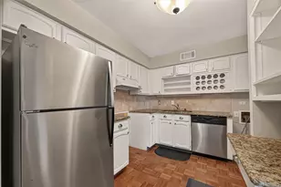 408 N Post Oak Ln, Houston, TX 77024 - Photo 17