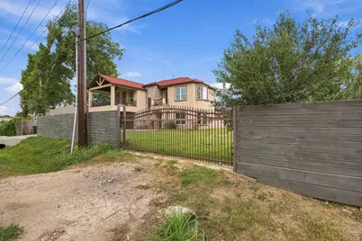 6205 Allison Road, Houston, TX 77048 - Photo 3