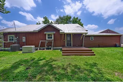 333 Walnut Street, New Ulm, TX 78950 - Photo 29
