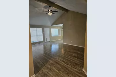 10913 Mulberry Court, La Porte, TX 77571 - Photo 3