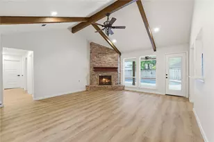 1907 Tangle Lake Dr, Houston, TX 77339 - Photo 13