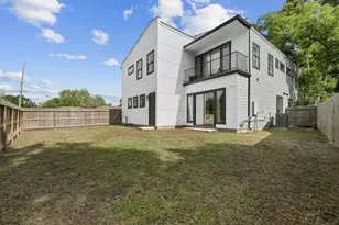 6835 Weston St, Houston, TX 77021 - Photo 15