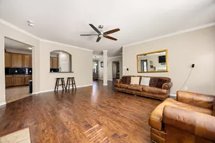 14319 Pipers Gap Ct, Houston, TX 77090 - Photo 9