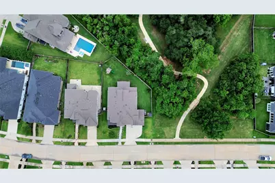 8826 Forest Side Drive, Missouri City, TX 77459 - Photo 35