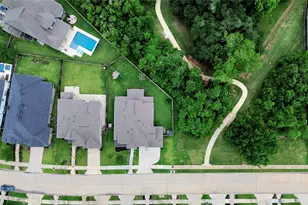 8826 Forest Side Dr, Missouri City, TX 77459 - Photo 35