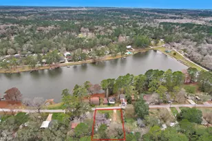 1607 E Pine Lake Cir, Conroe, TX 77316 - Photo 43