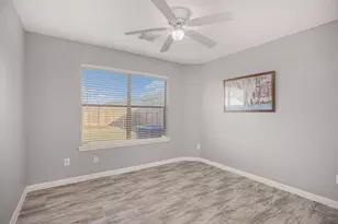 7902 Swan Ln, Baytown, TX 77523 - Photo 5