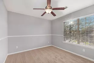 7902 Swan Ln, Baytown, TX 77523 - Photo 17