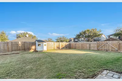 7902 Swan Lane, Baytown, TX 77523 - Photo 21