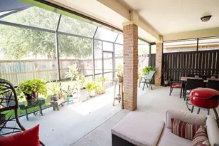 17 Red Oak Ct, Lake Jackson, TX 77566 - Photo 23